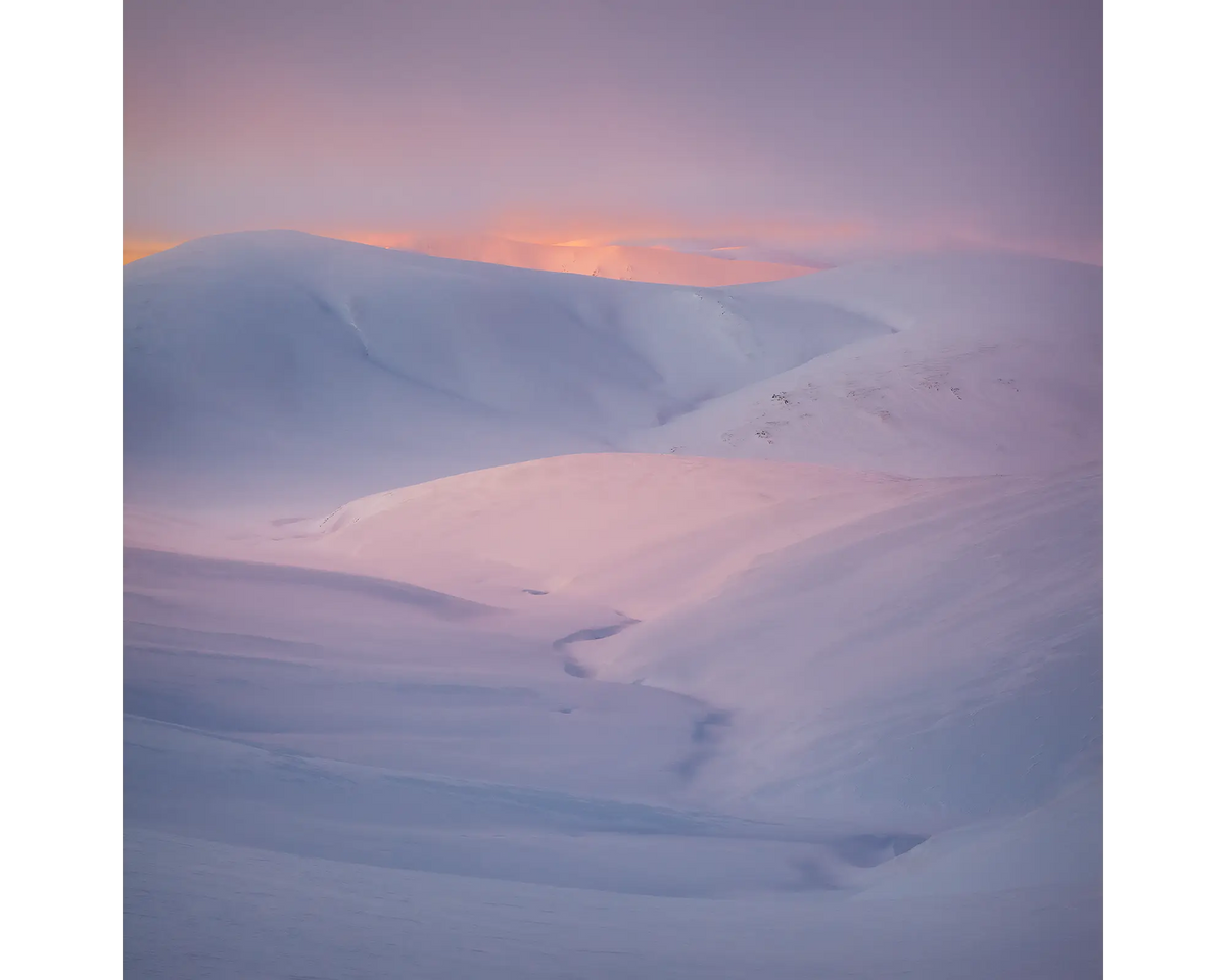 A winter sunset over the Snowy River, Kosciuszko National Park, NSW. 