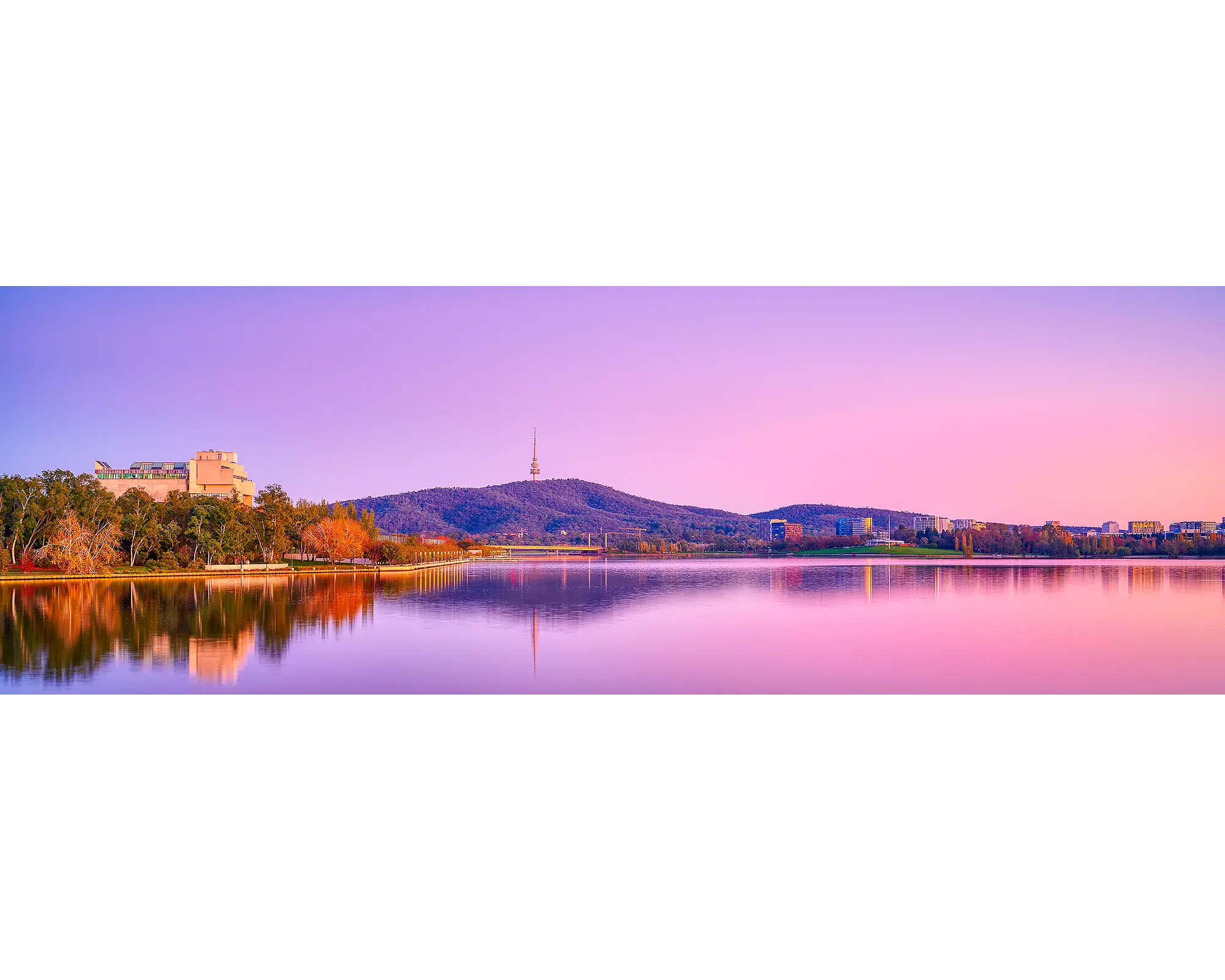 Tint. Purple sunrise over Lake Burley Griffin, Canberra.