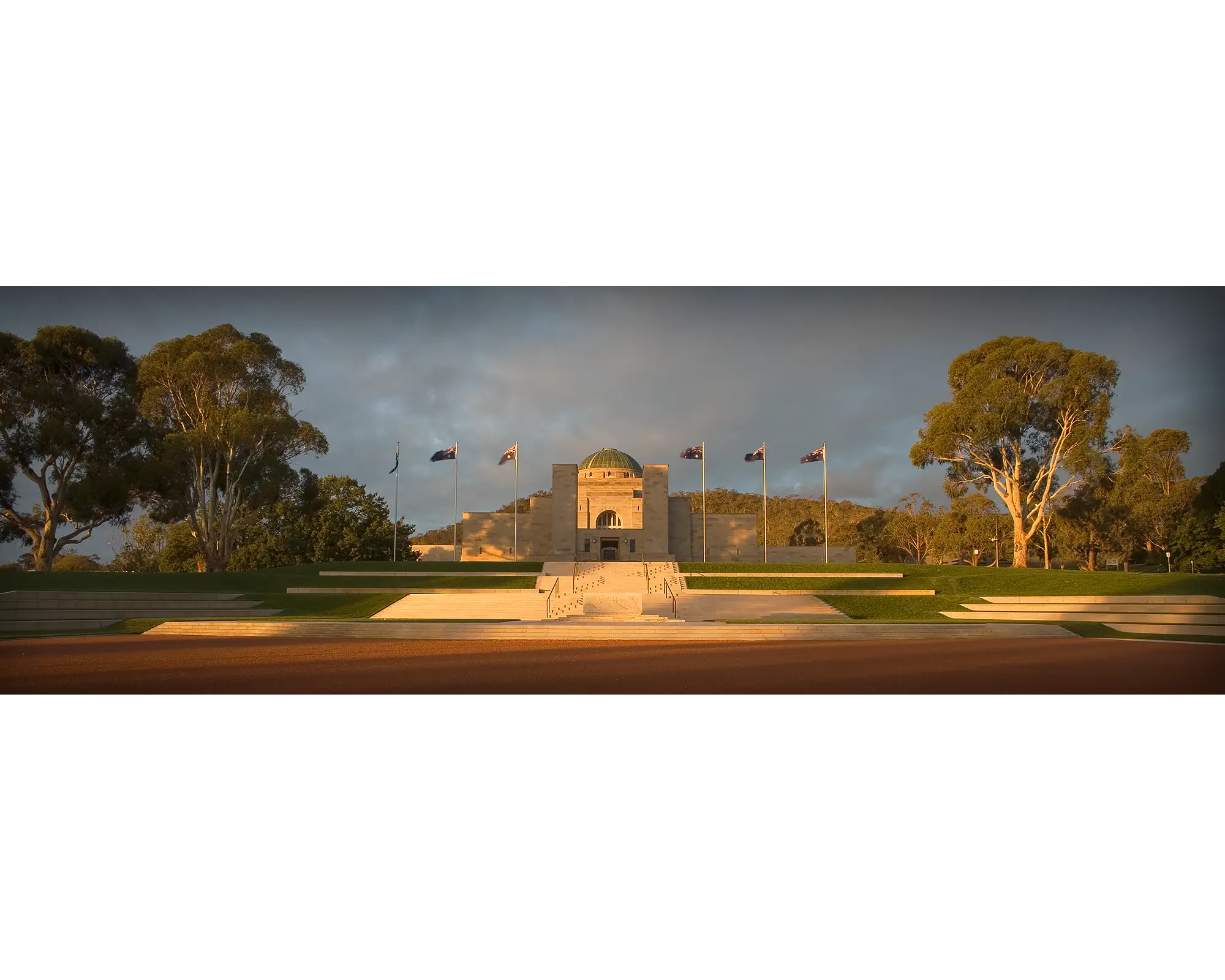 Australian War Memorial - Sunset at Australian War Memorial, Canberra.