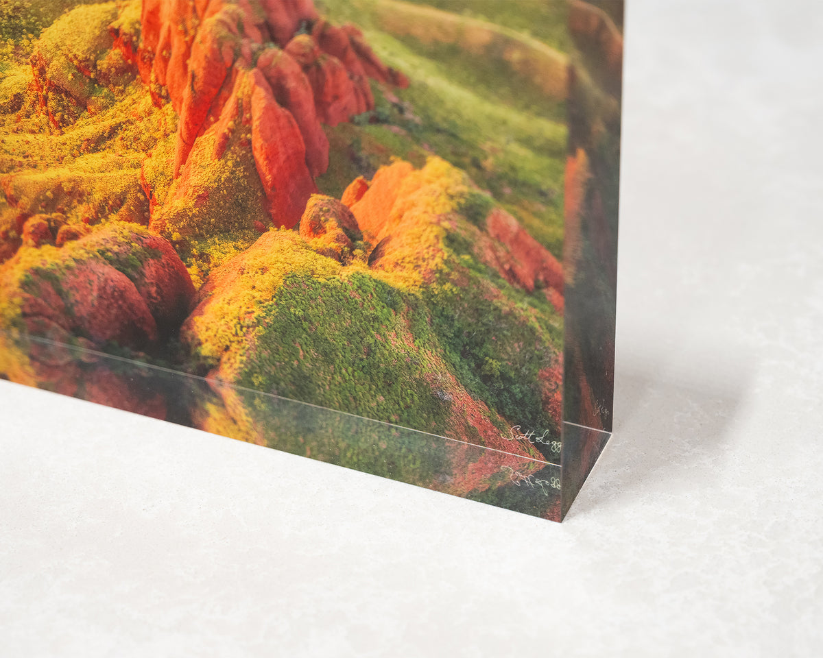 Classic Kimberley. Acrylic block Ragged Range, Western Australia, close-up corner details.