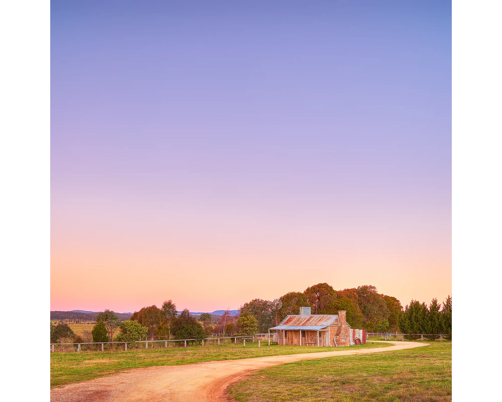 Country Charm. Old farm house, Bungendore, New South Wales, Australia