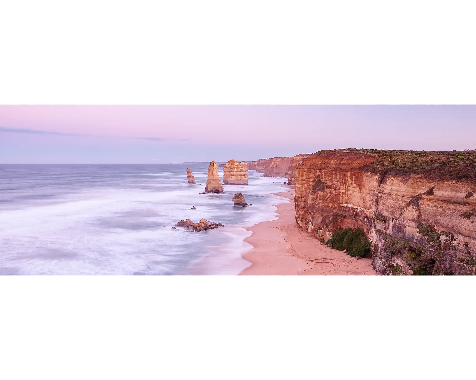 Sunrise over the Twelve Apostles, Port Campbell National Park, Victoria. 