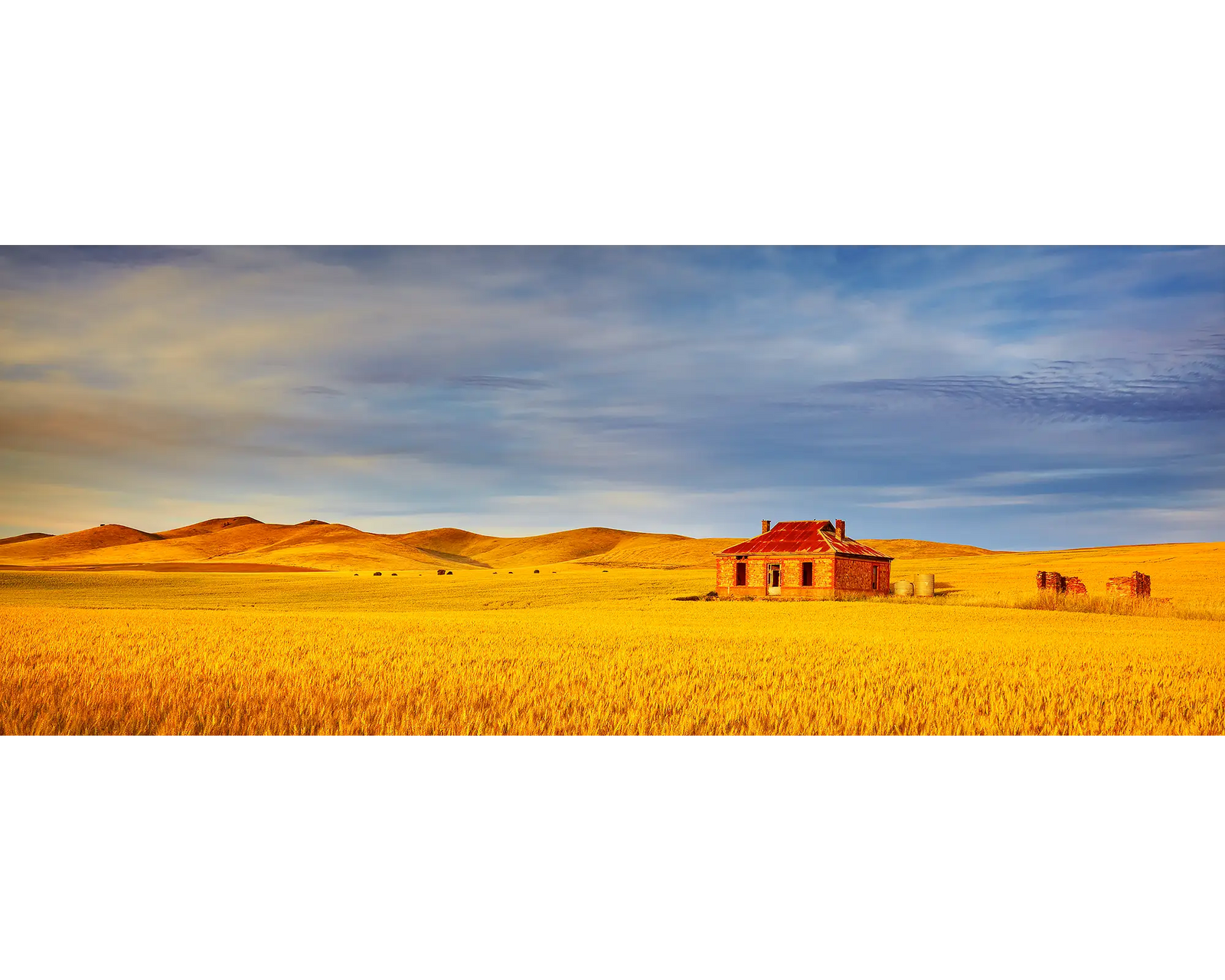 Days Gone By. Burra farmhouse at sunset, South Australia.