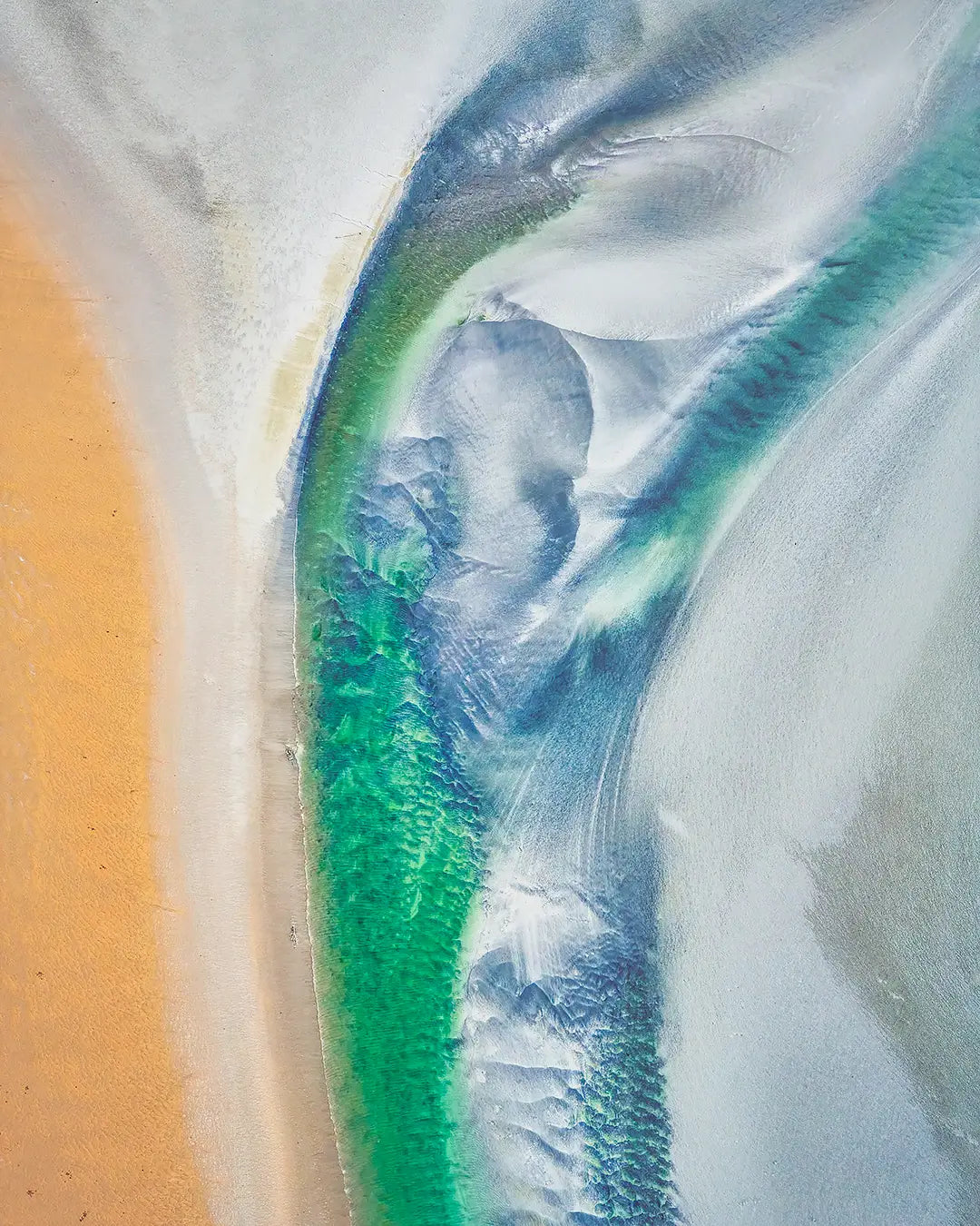 Displacement - Tidal patterns in Roebuck Bay, The Kimberley, Western Australia