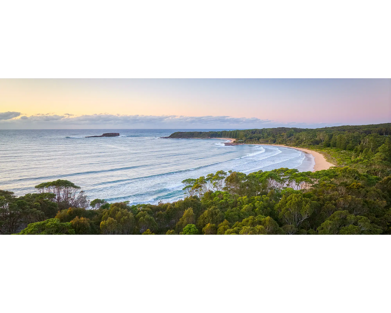 Durras Rise. Sunrise at Cookies Beach, Durras, South Coast, New South Wales.