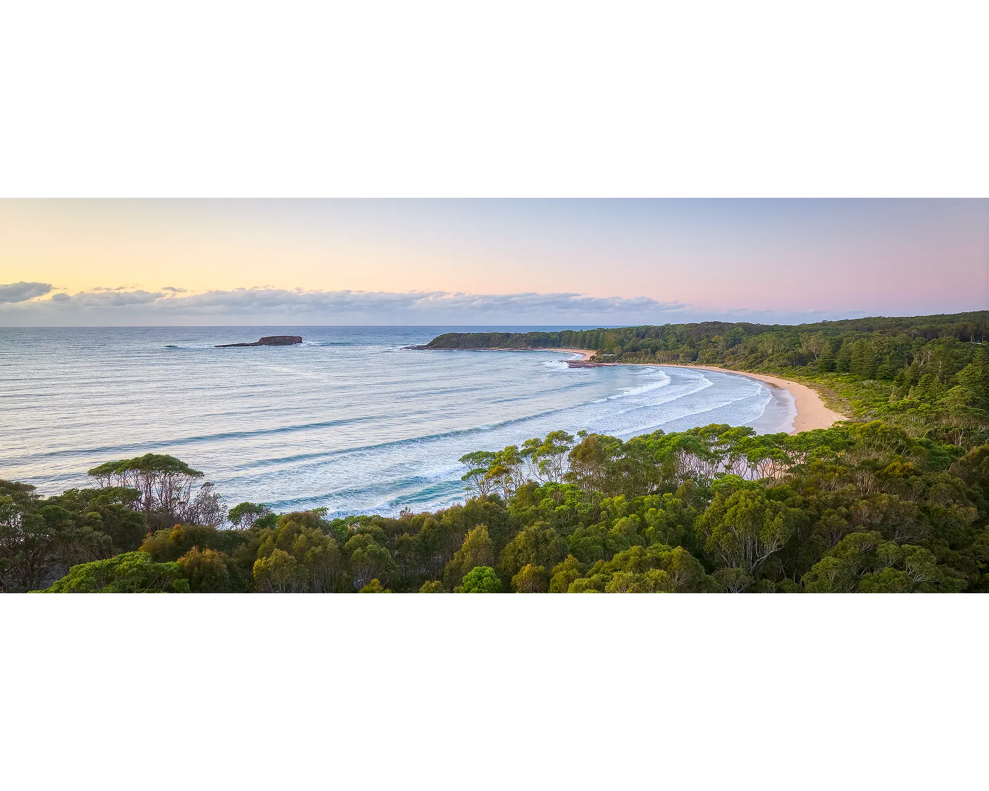 Durras Rise. Sunrise at Cookies Beach, Durras, South Coast, New South Wales.