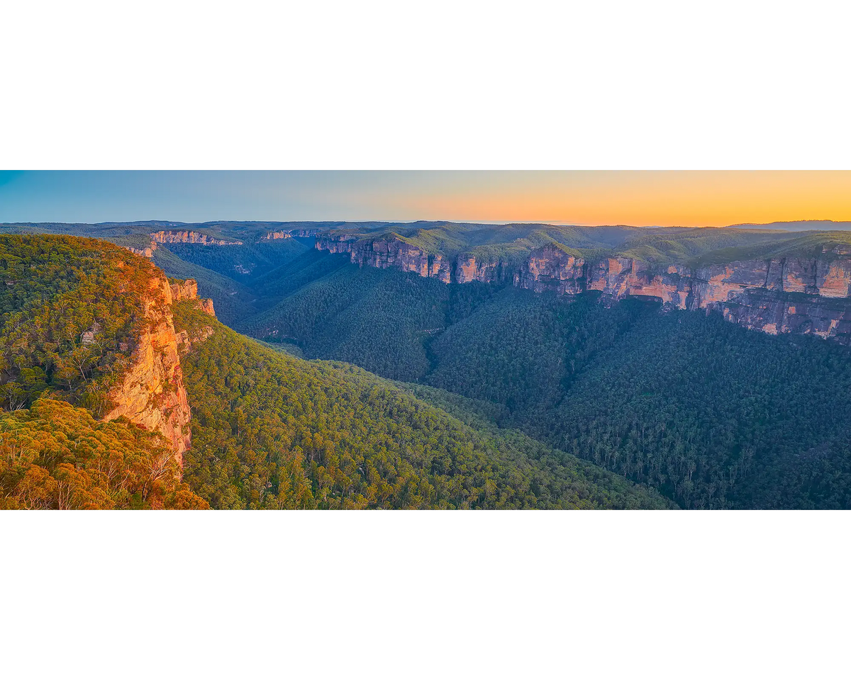 Escape From The City. Sunrise, Grose Valley, Blue Mountains, New South Wales, Australia.
