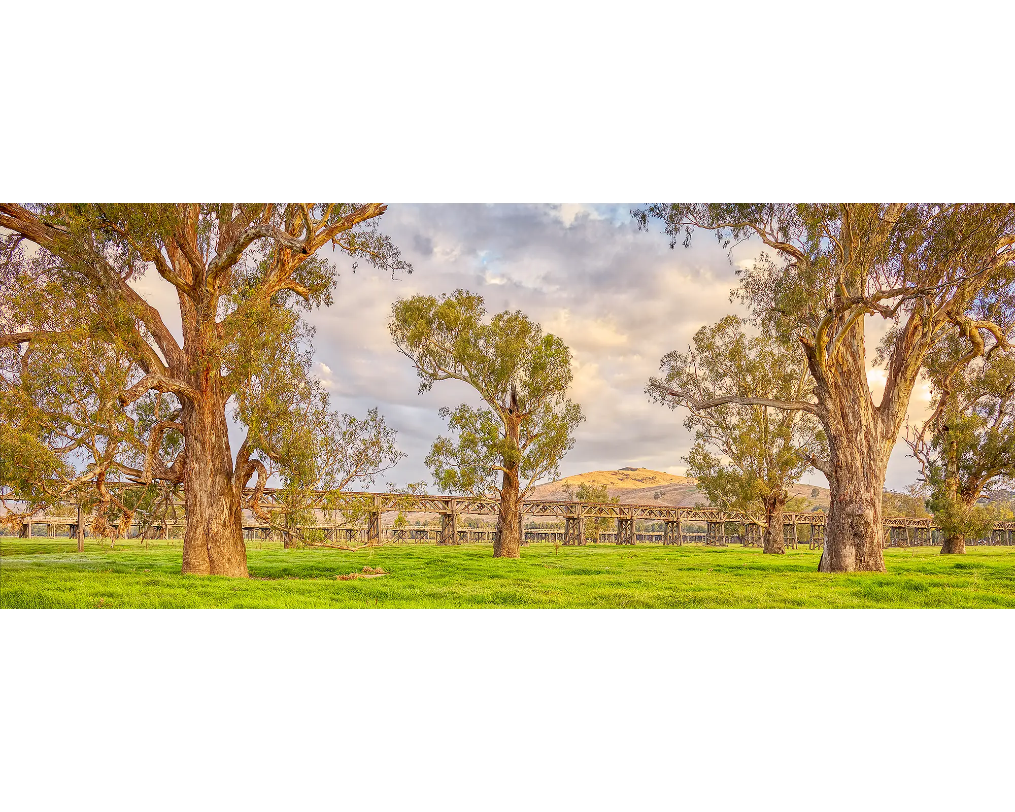 Gundagai Heritage - OLd railway bridge and Hume Highway, New South Wales, Australia.