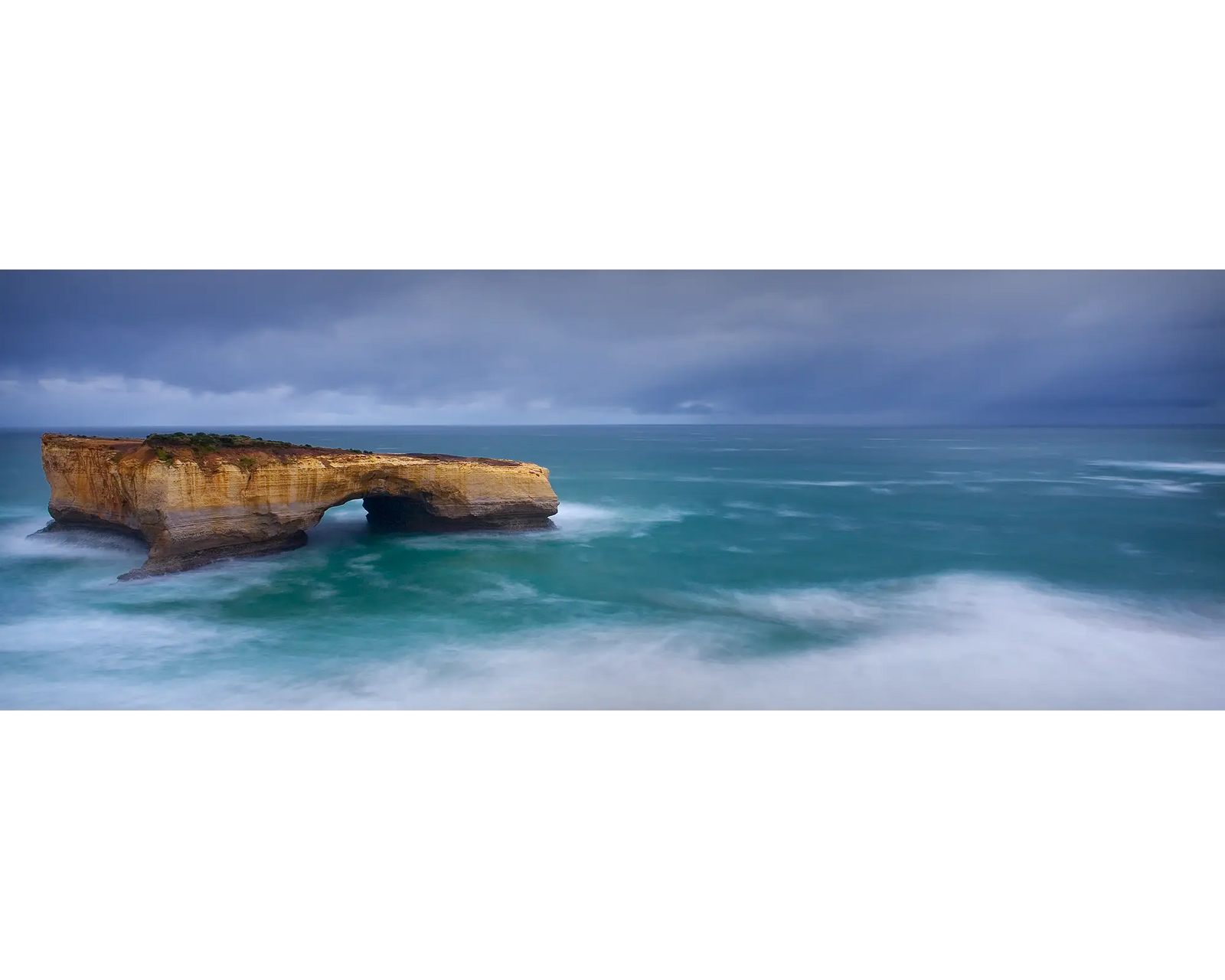 Rough waters at London Arch, Port Campbell National Park, Victoria. 