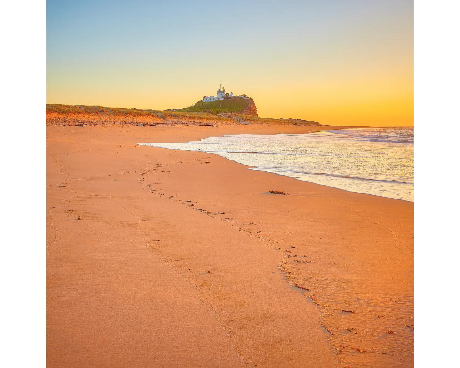 Newcastle Nostalgia - sunrise at Nobby's Beach, Newcastle.