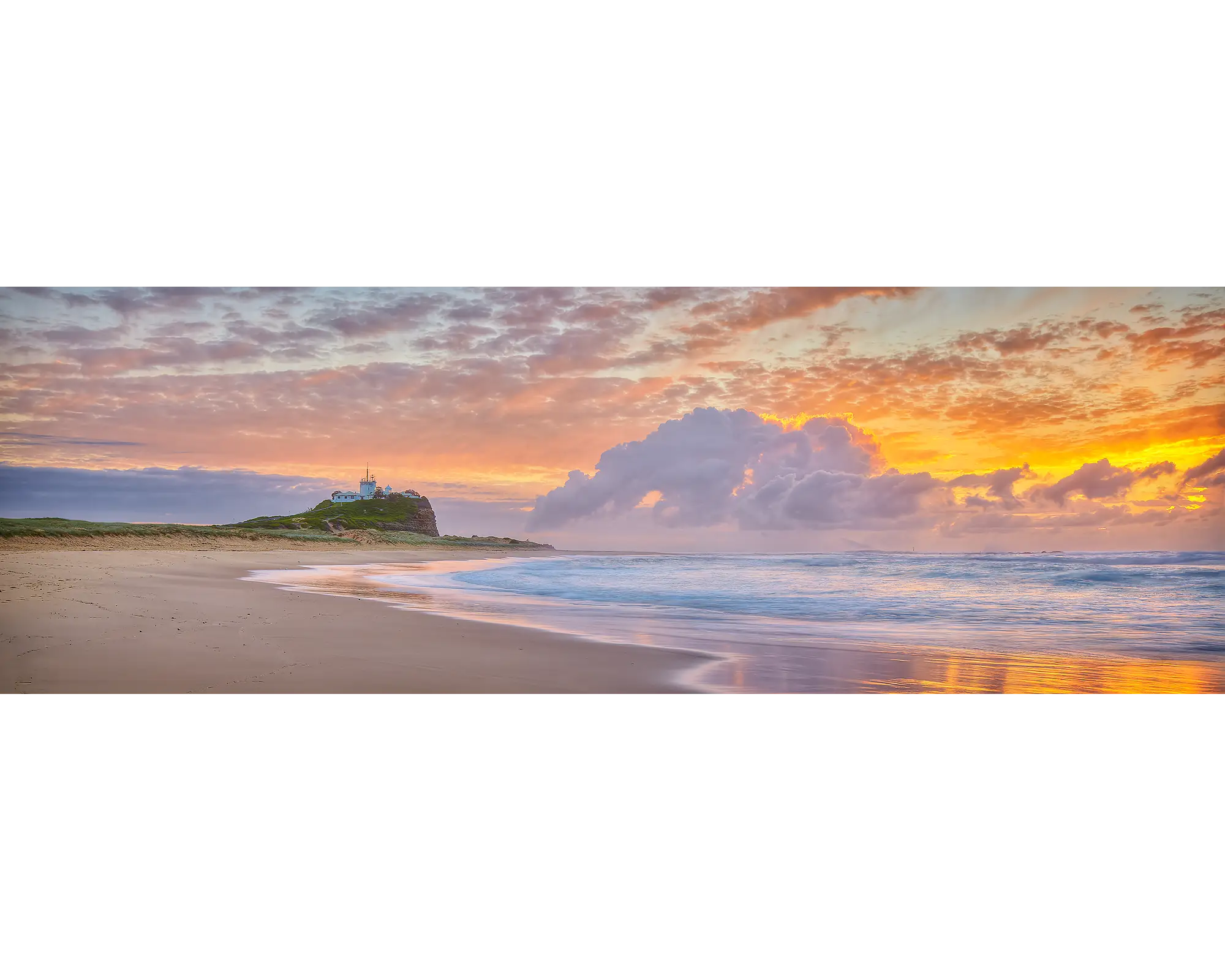 Nobbys Beach - Sunrise with clouds, Newcastle, New South Wales, Australia.