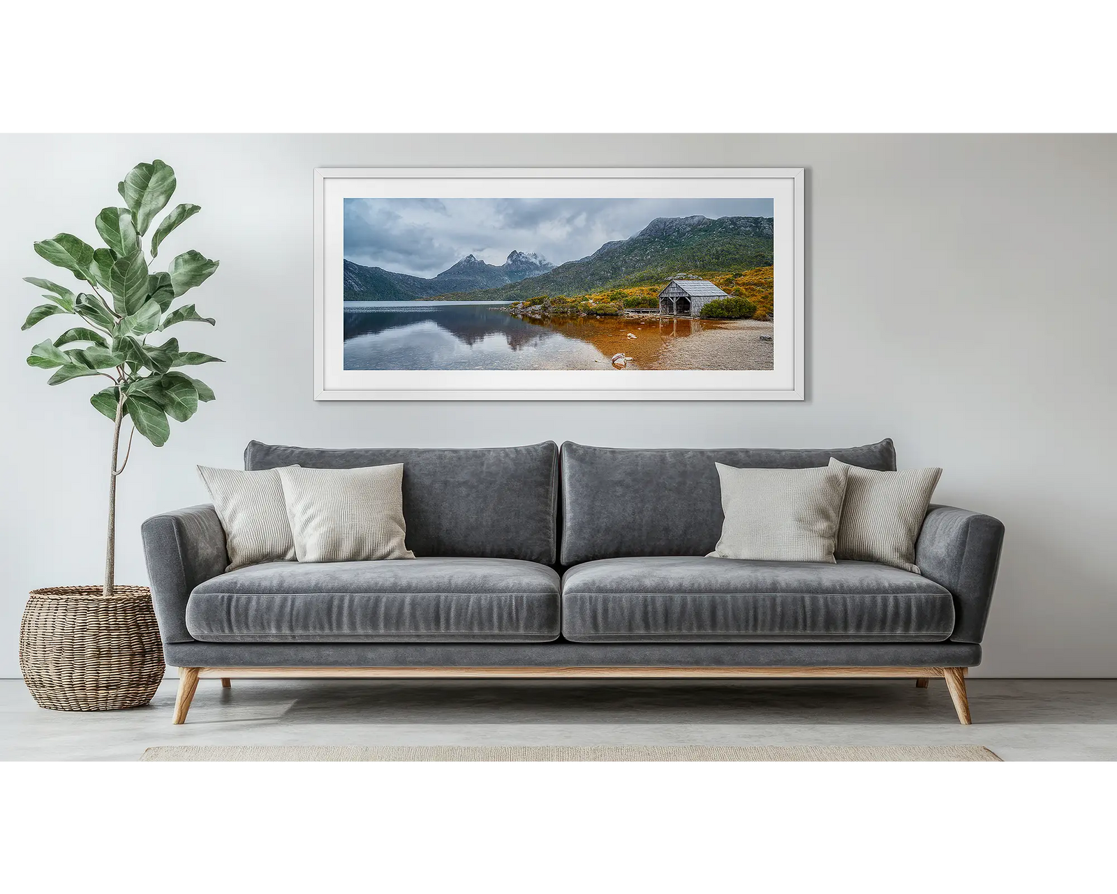 Tassie Icons. Boat shed, Dove Lake and Cradle Mountain, Tasmania, Australia.