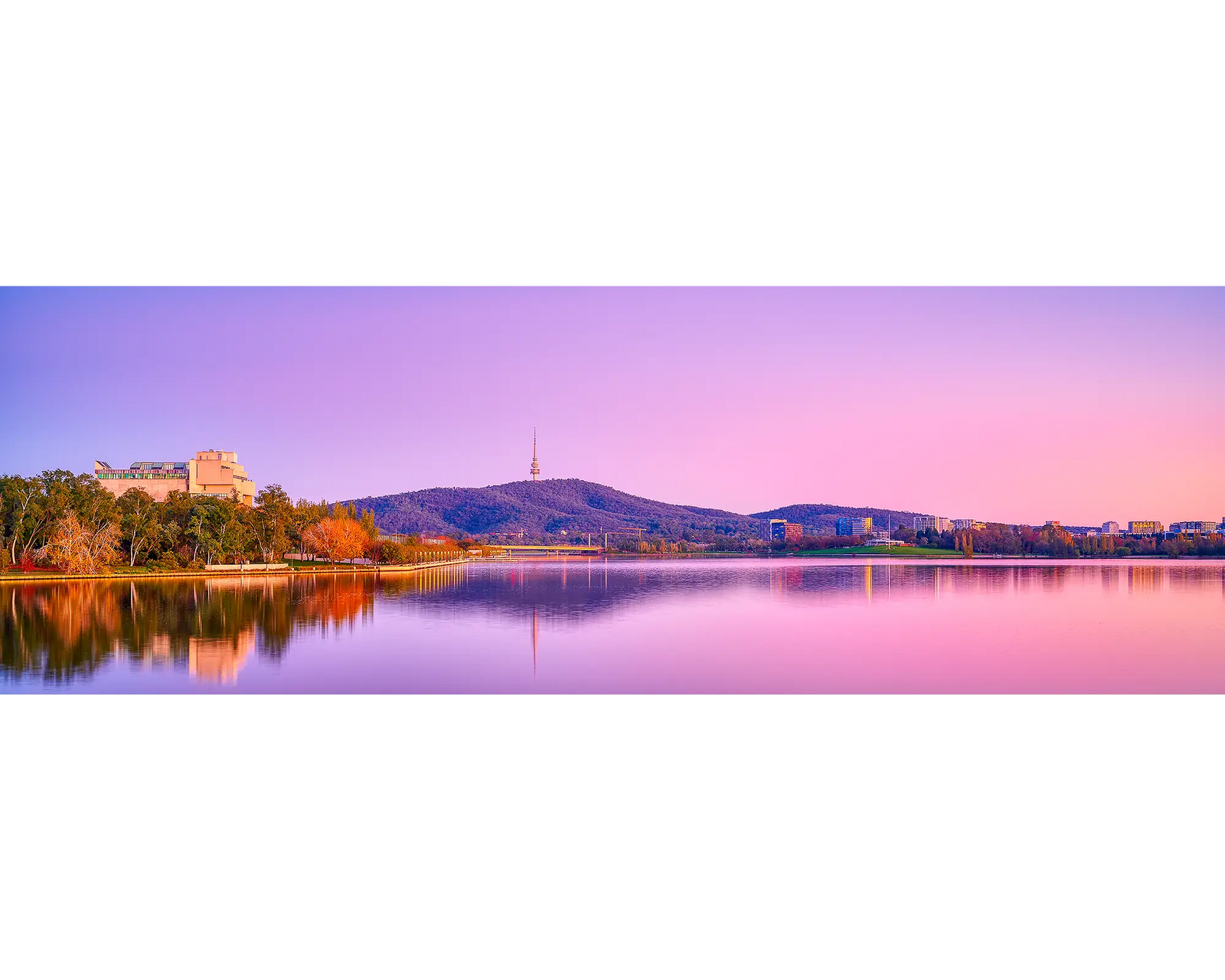 Tint. Purple sunrise over Lake Burley Griffin, Canberra.