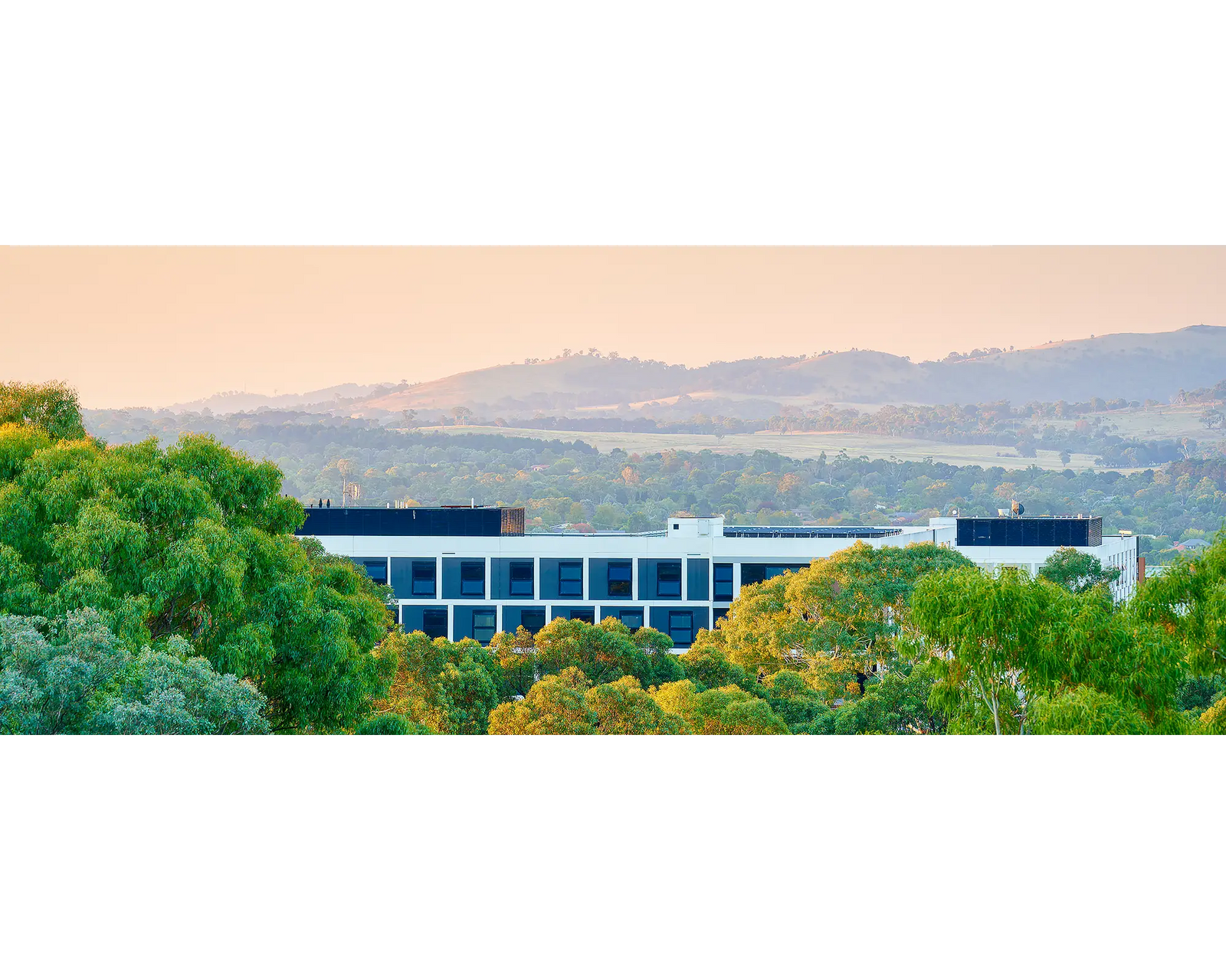University Of Canberra.